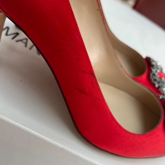 MANOLO BLAHNIK Red satin pumps sz 6.5 - Picture 6 of 7